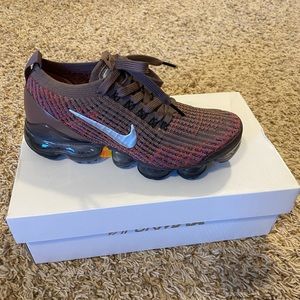 NWOT Nike Vapormax
